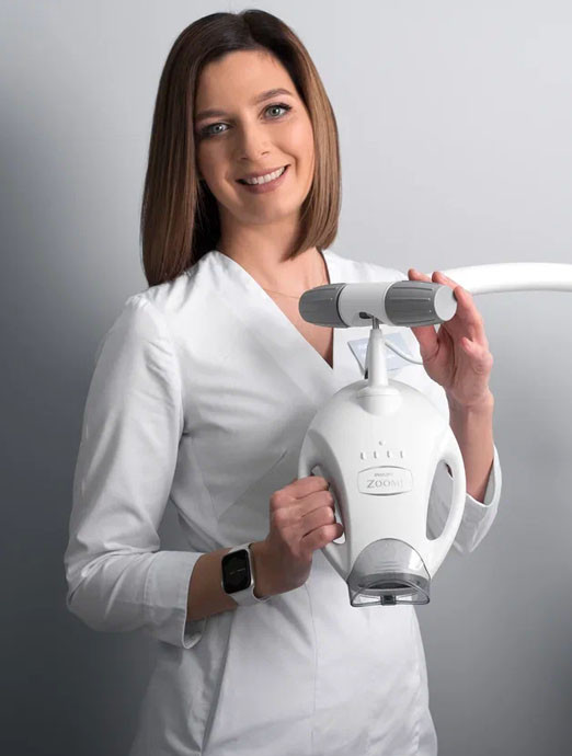 Отбеливание зубов ZOOM4 Отбеливание зубов ZOOM4